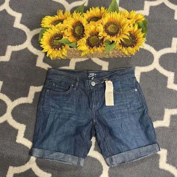 NWT Ann Taylor Loft light weight denim shorts - Picture 2 of 12